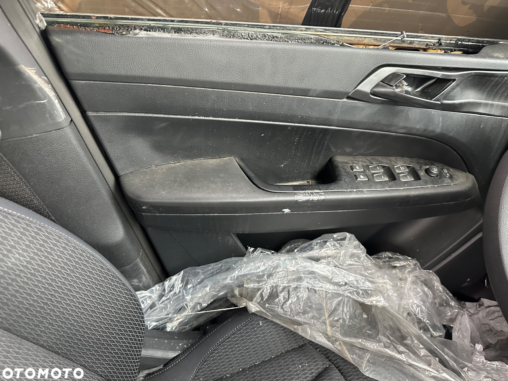 SsangYong/KGM Musso Grand 2.2 e-XDi Adventure 4WD - 15