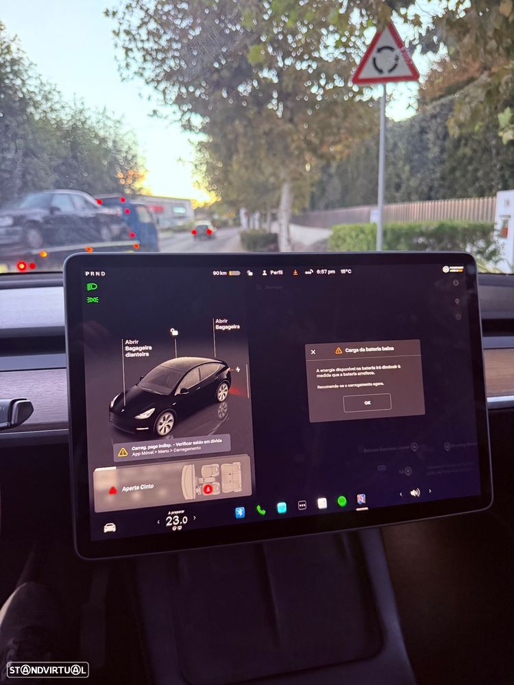 Tesla Model Y Long Range Dual Motor AWD - 5