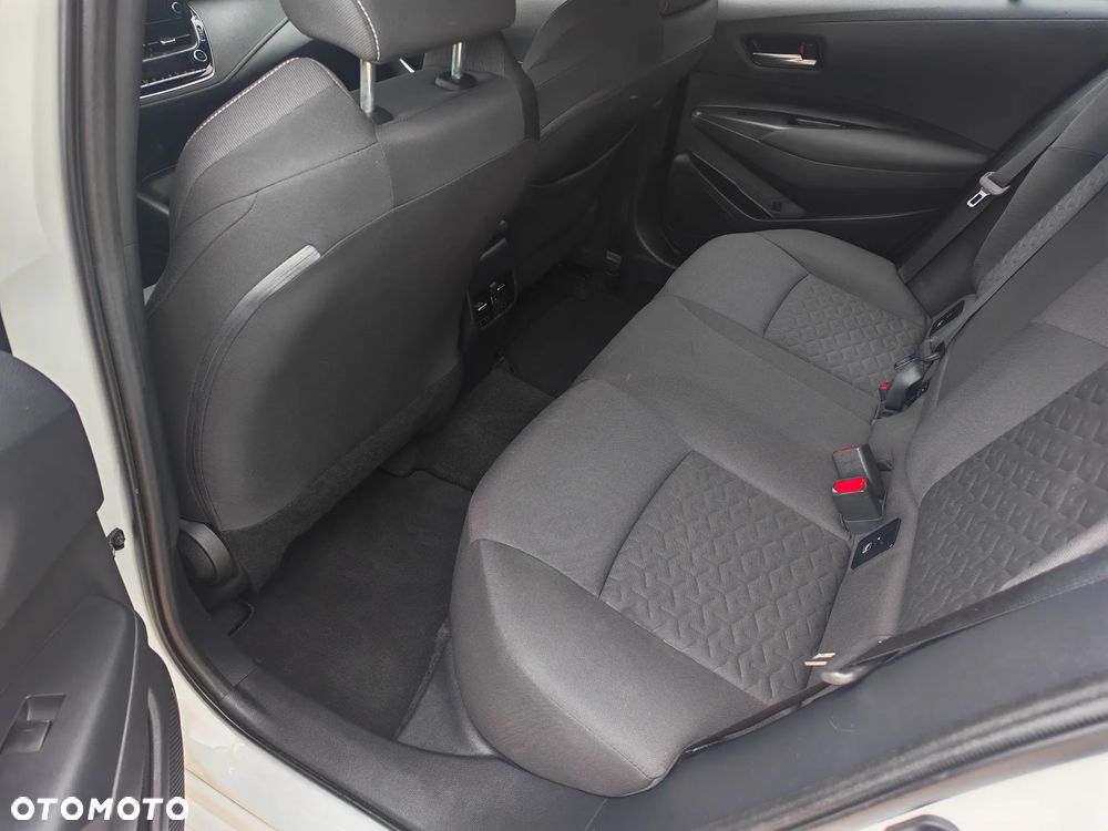 Toyota Corolla - 18
