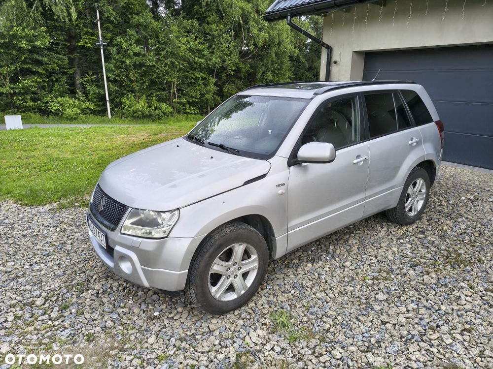 Suzuki Grand Vitara - 2