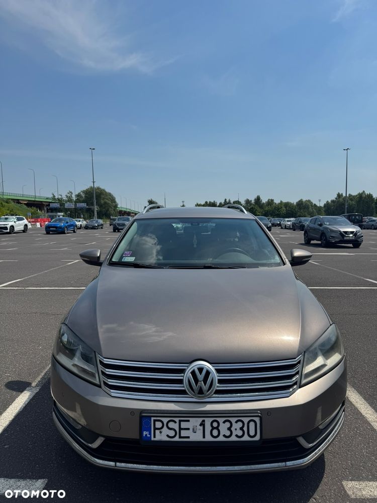 Volkswagen Passat 1.6 TDI Comfortline - 5
