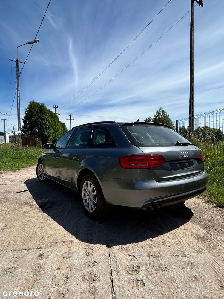 Audi A4 Avant 2.0 TDI DPF Ambiente - 5