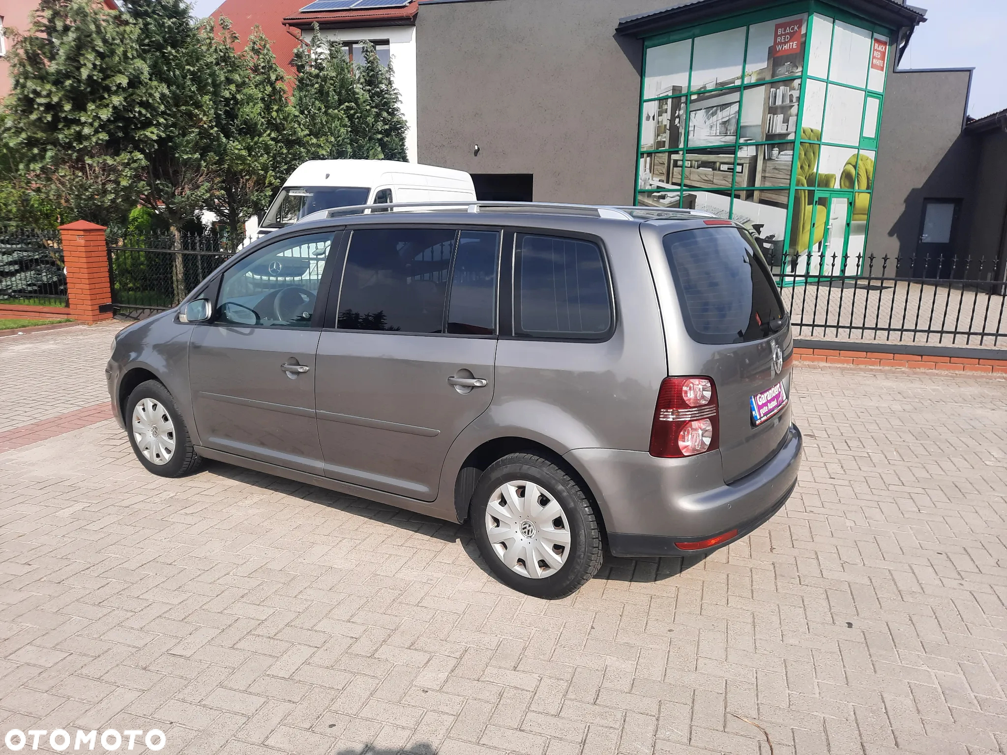 Volkswagen Touran 1.9 TDI Conceptline - 6