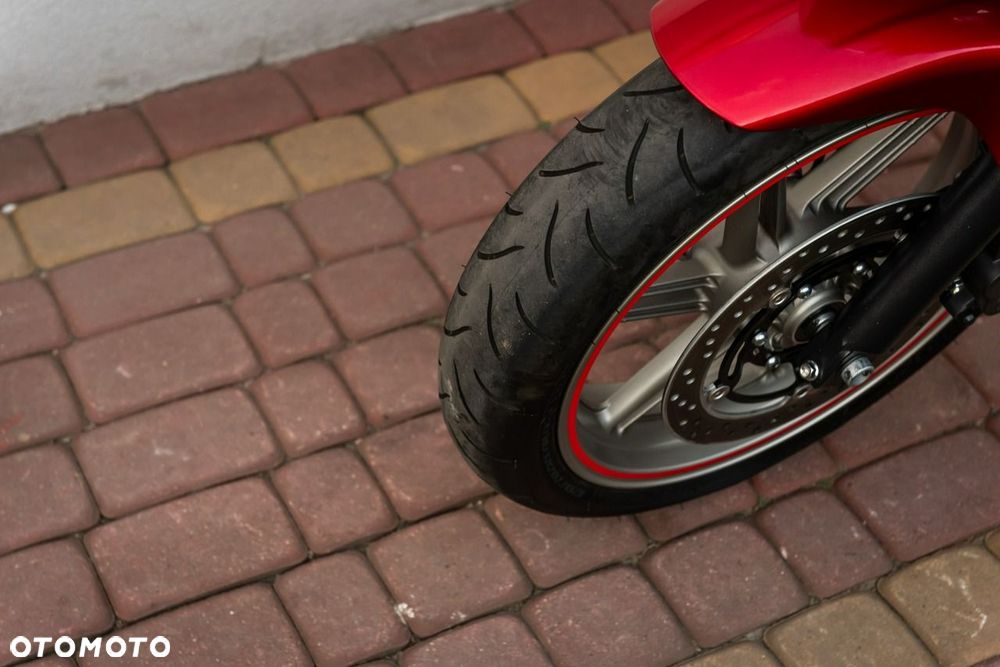 Honda CBF - 8