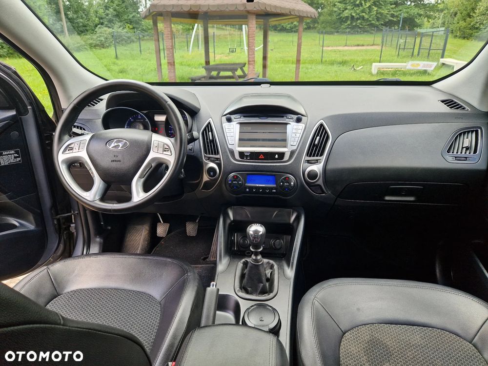 Hyundai ix35 - 15