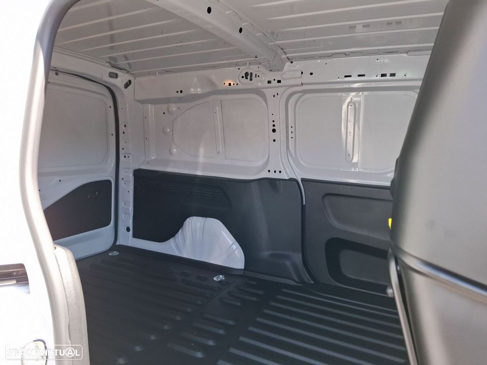 Opel Combo 15DT, E6.4 & MT6 Start/Stop (100cv) XL - 26