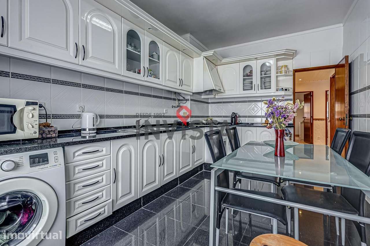 Apartamento T2 pronto a habitar - Grande imagem: 3/19