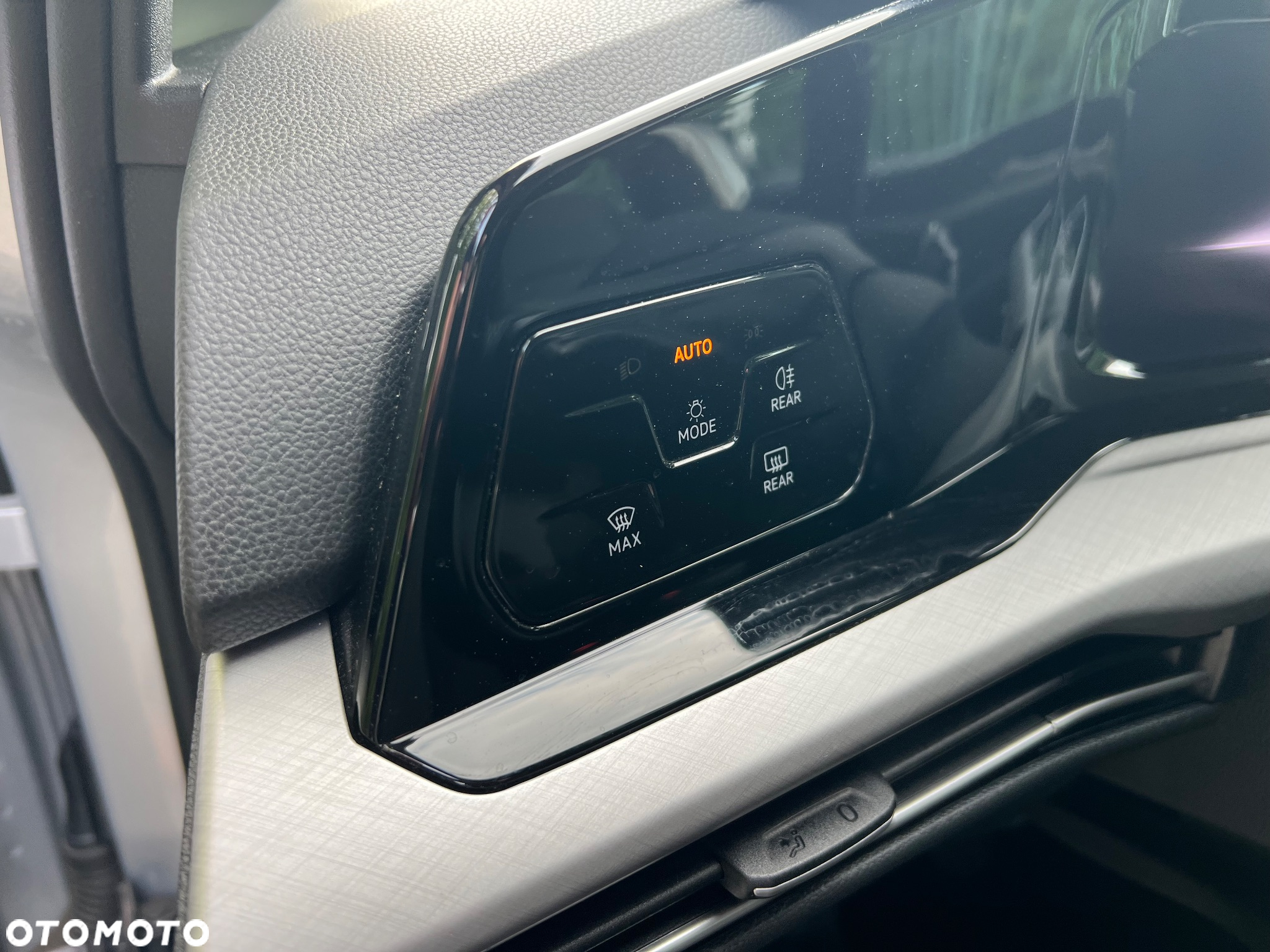 Volkswagen Golf VIII 1.5 TSI EVO Life - 13