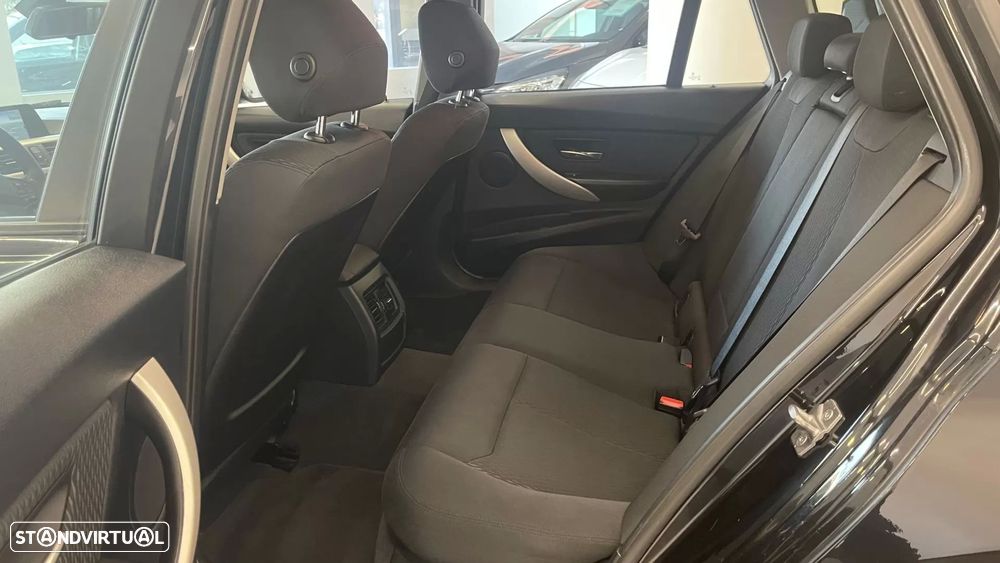 BMW 318 d Line Modern - 15