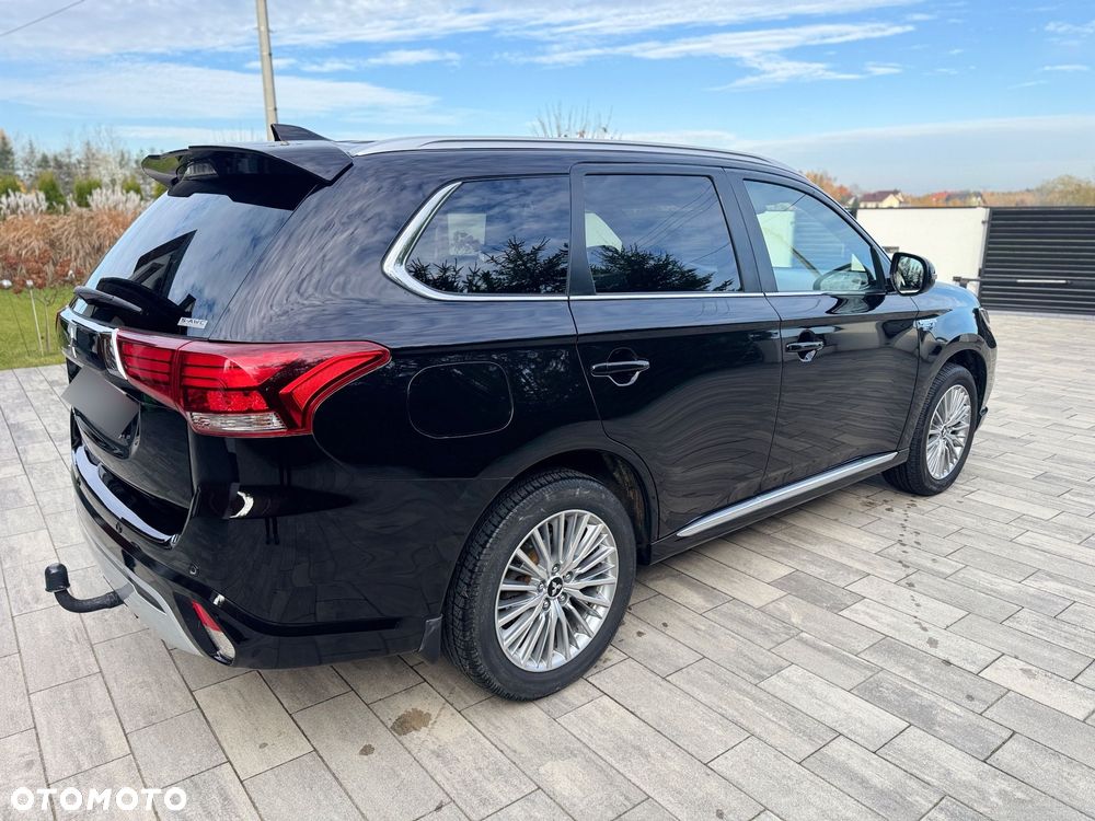 Mitsubishi Outlander 2.4 4WD Diamant+ - 6