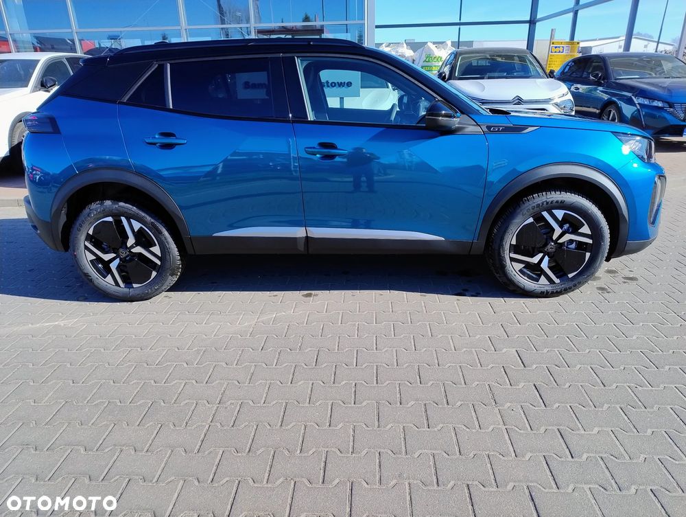 Peugeot 2008 - 8