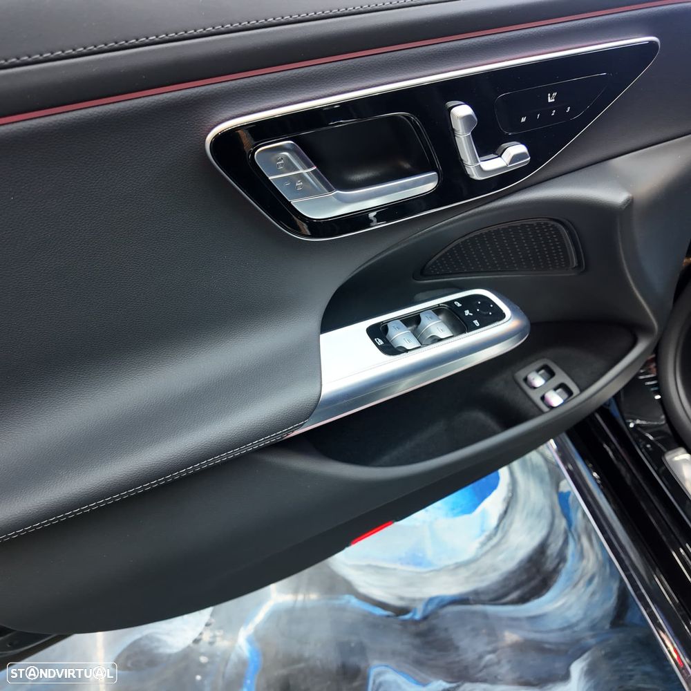 Mercedes-Benz E 300 ver-bluetec-hybrid-avantgarde - 12