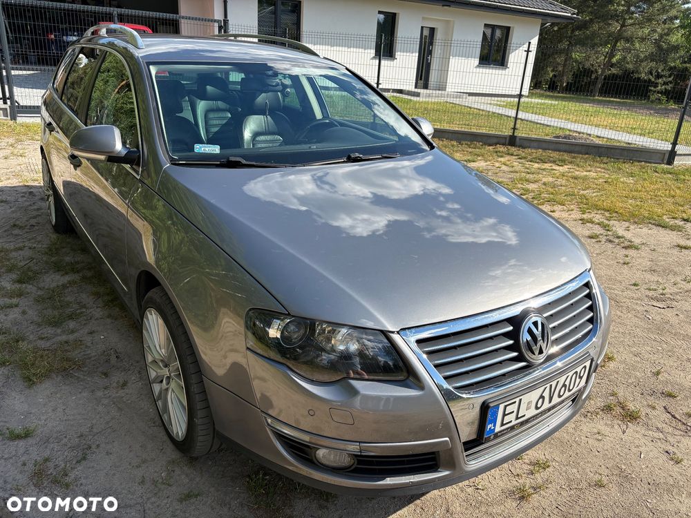Volkswagen Passat V6 FSI 4Motion DSG R36 - 1