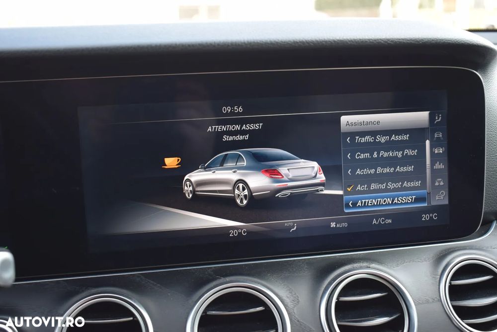Mercedes-Benz E 220 d 4MATIC Aut. - 32