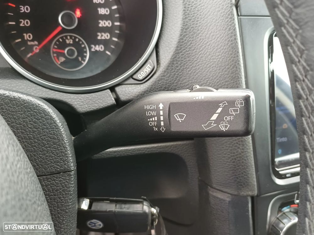 VW Golf Variant 1.6 TDi Confortline - 24