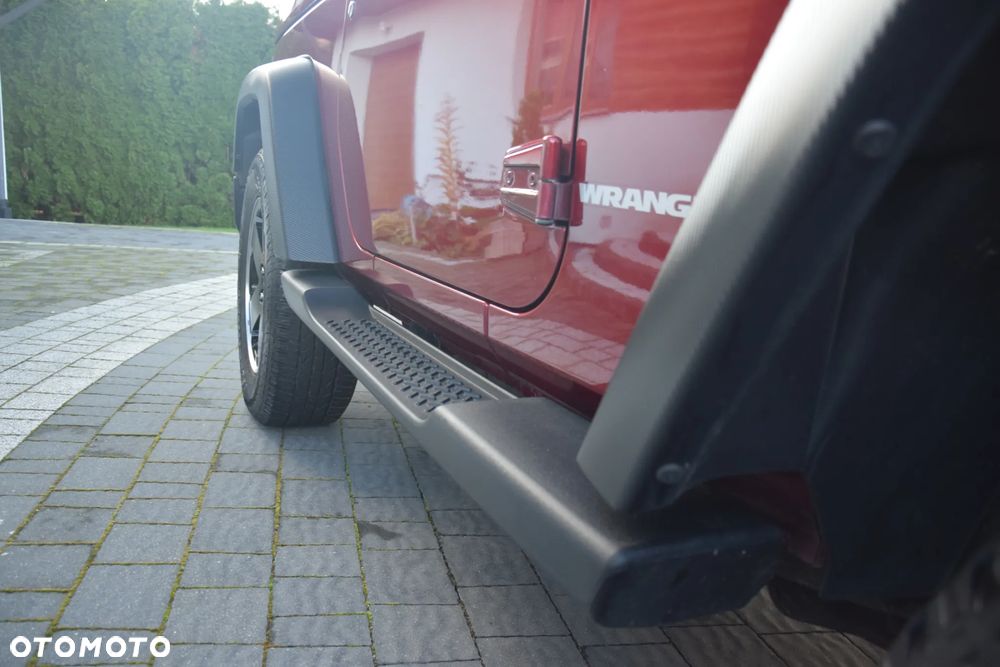 Jeep Wrangler 2.8 CRD Sahara - 30