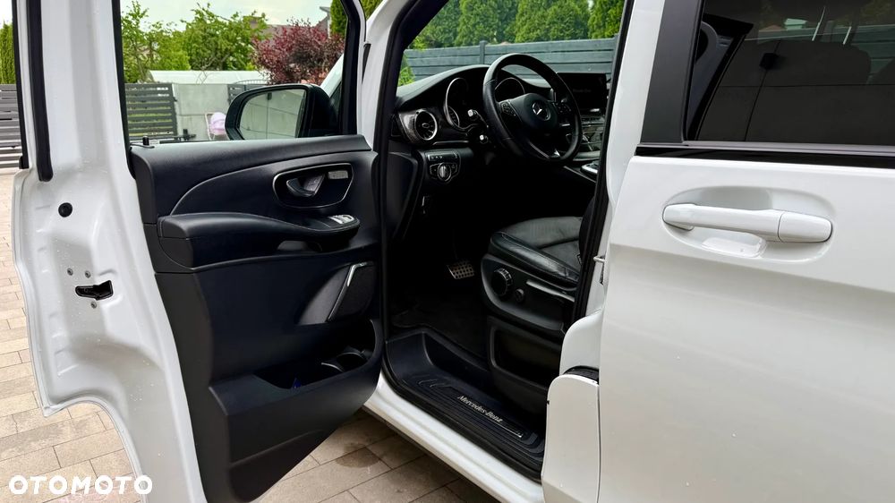 Mercedes-Benz Klasa V 300 d 4-Matic Avantgarde 9G-Tronic (d³ugi) - 3
