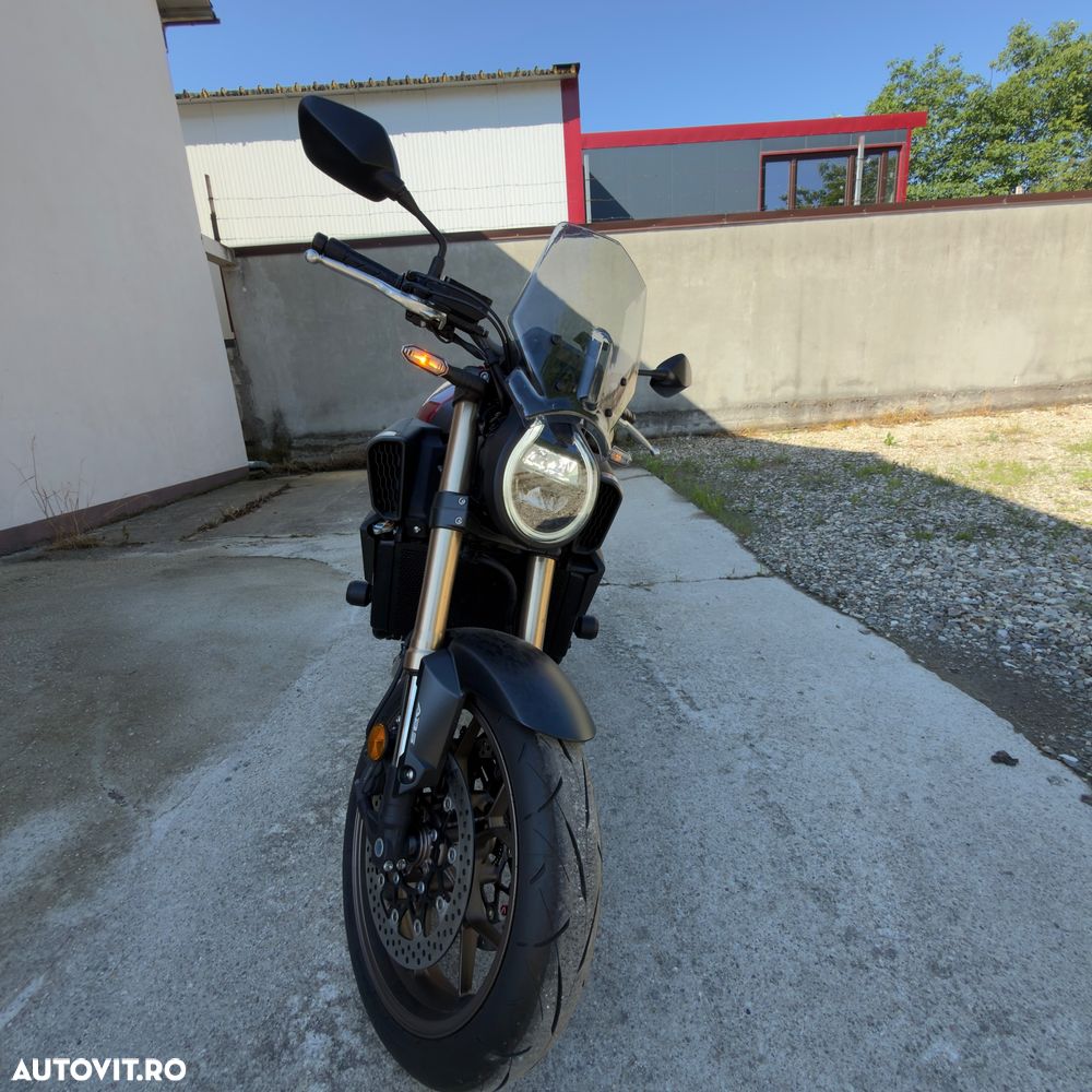 Honda CB 650R - 23