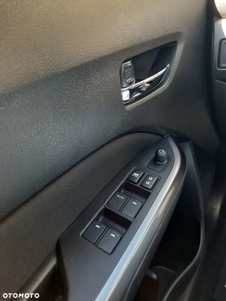 Suzuki Vitara - 15