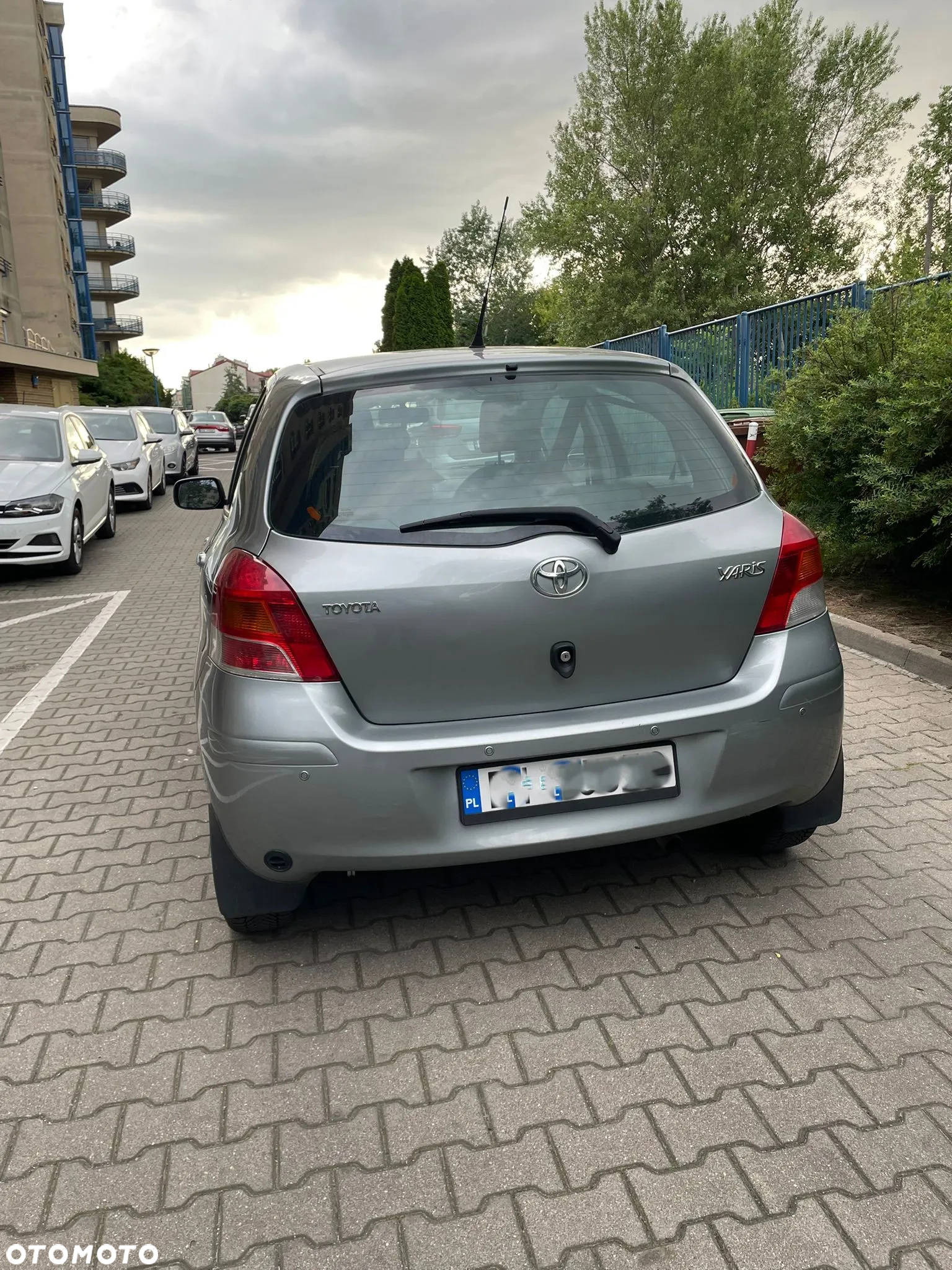 Toyota Yaris - 4