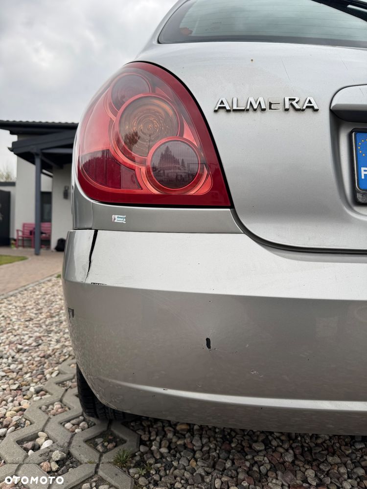 Nissan Almera 1.5 Visia + - 8