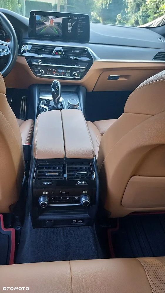 BMW Seria 5 520i GPF M Sport sport - 8