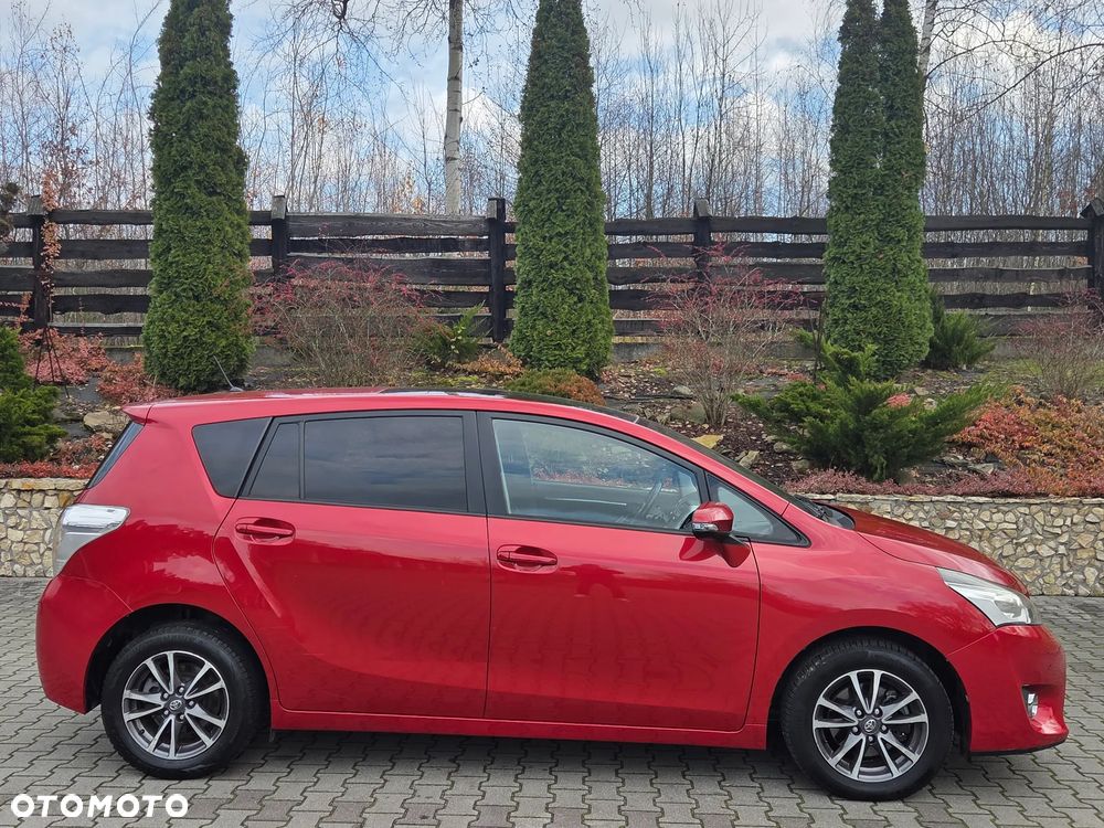 Toyota Verso 1.8 Premium MS - 12