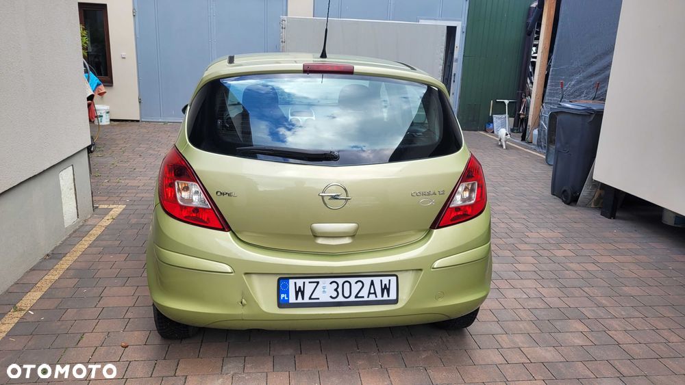 Opel Corsa - 4