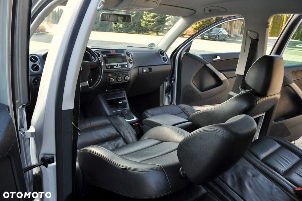 Volkswagen Tiguan - 28