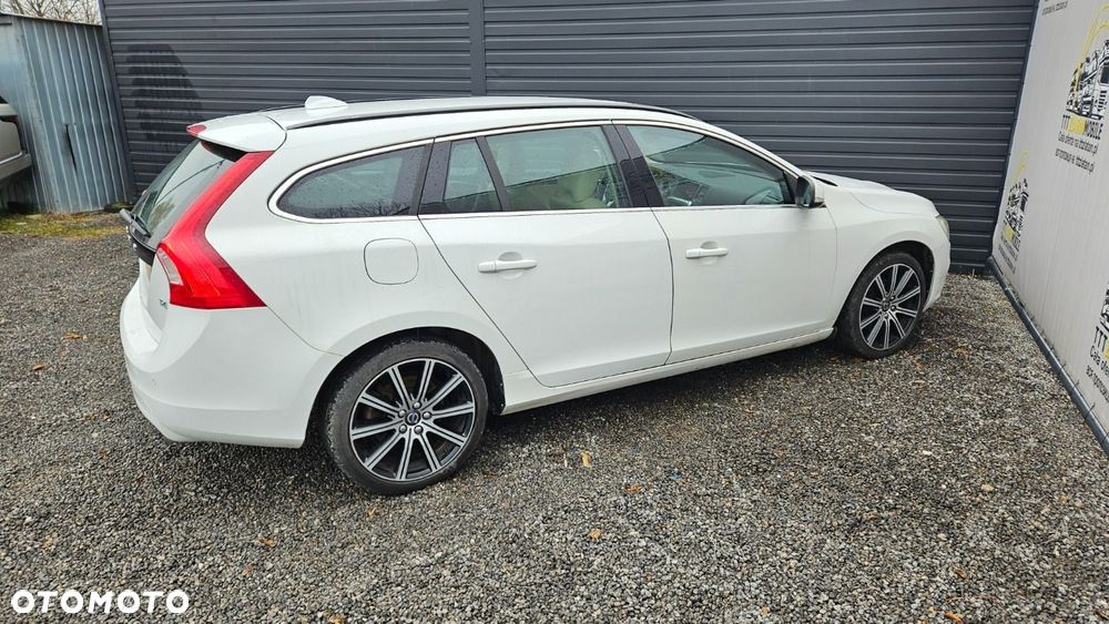 Volvo V60 - 24