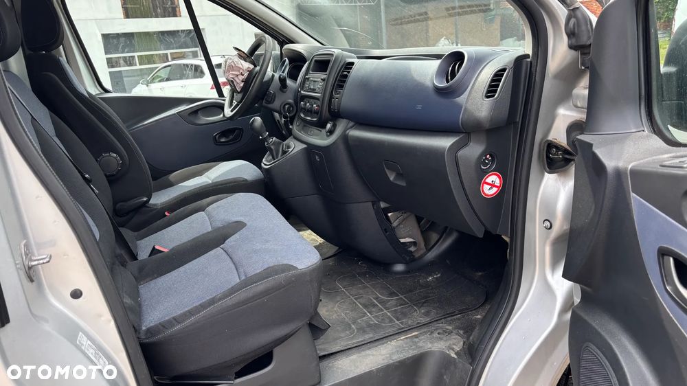 Opel VIVARO - 13
