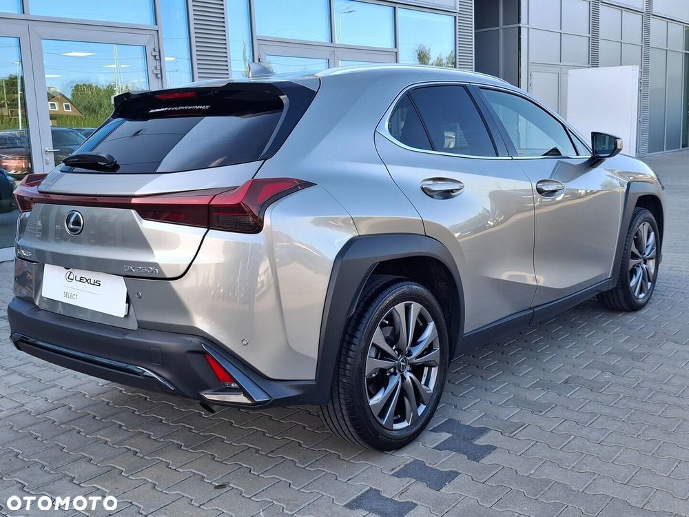 Lexus UX 250h GPF F Sport Design 2WD - 28