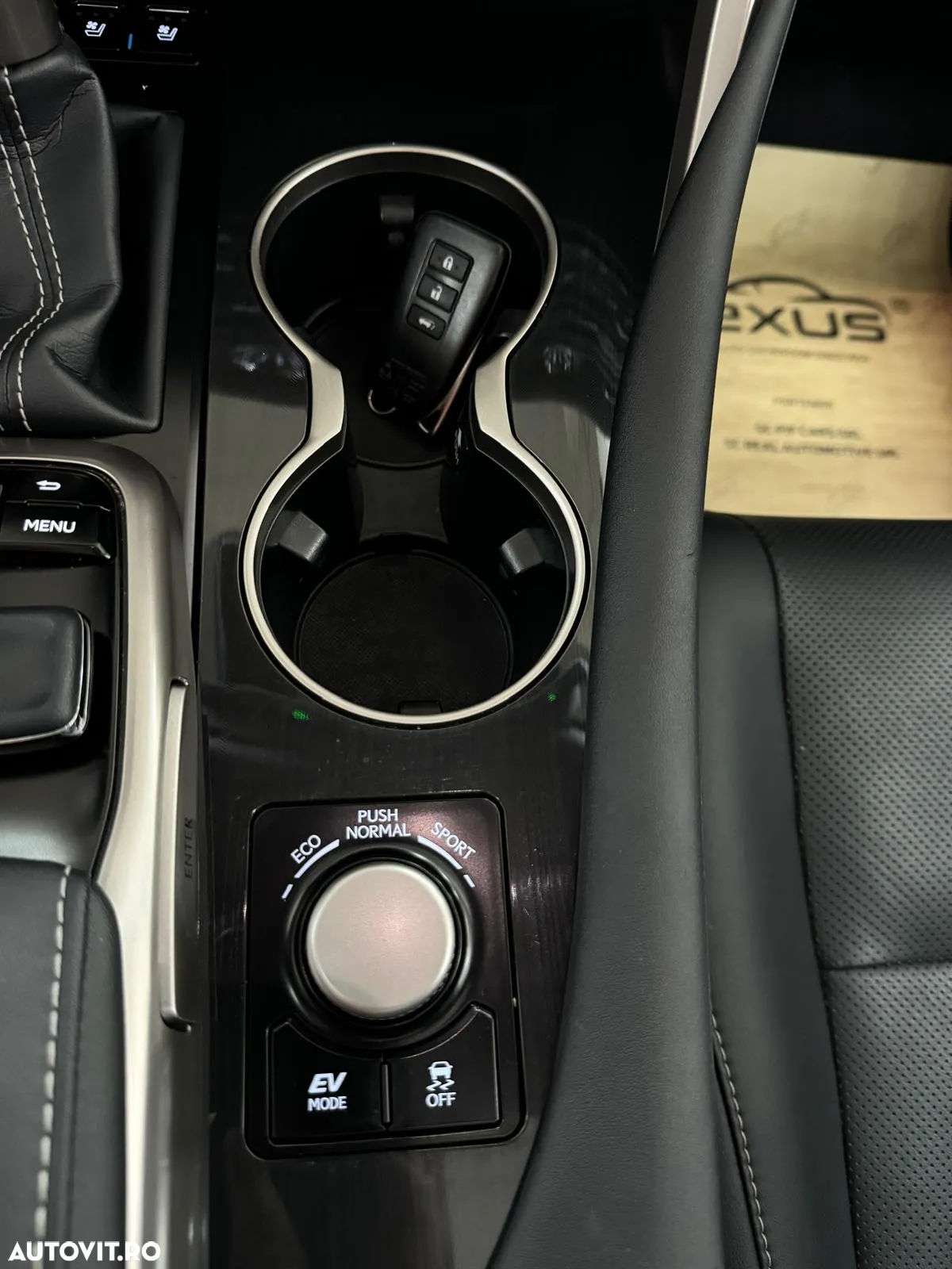 Lexus Seria RX 450h Aut. Luxury (trapa panoramica) - 29