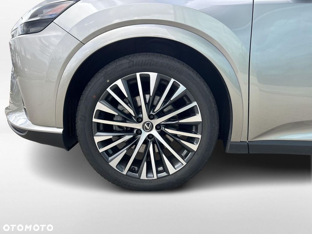 Lexus RX - 20