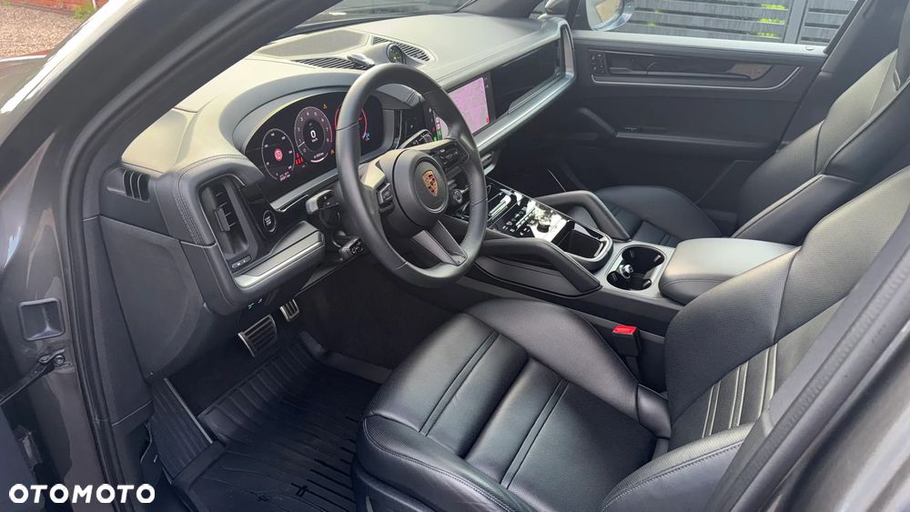 Porsche Cayenne - 8