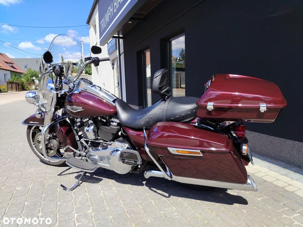 Harley-Davidson Touring Road King - 13