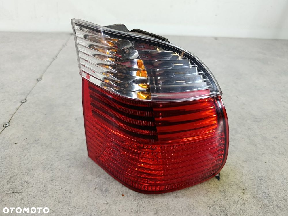 LAMPA TYLNA PRAWA BMW 5 E39 6902532 VALEO - 6