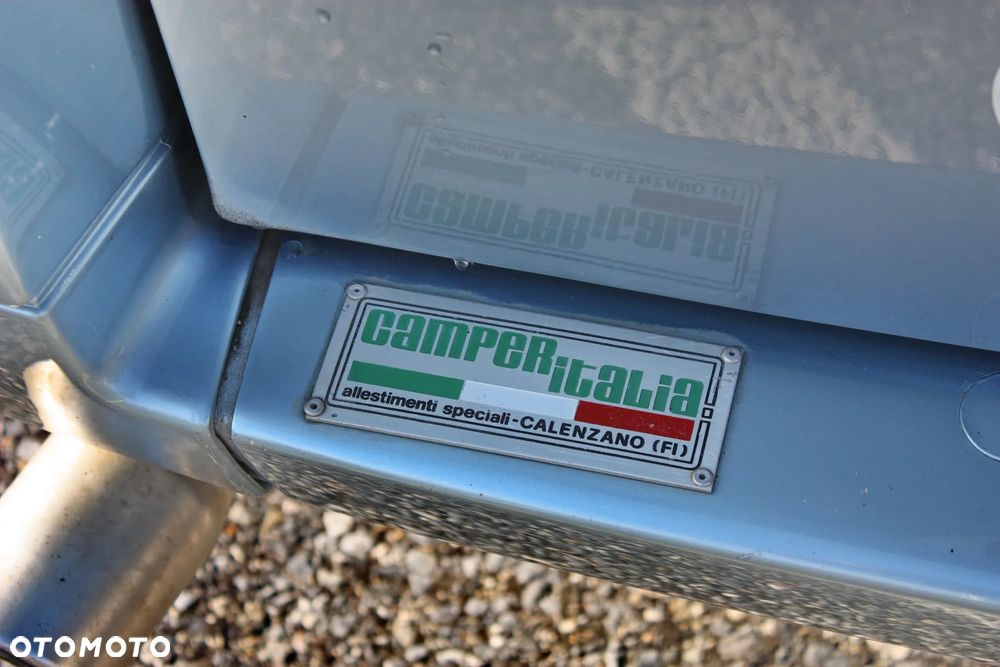 Volkswagen Caravelle - 40