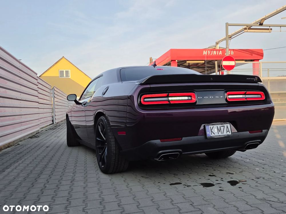 Dodge Challenger 6.4 Scat Pack - 6