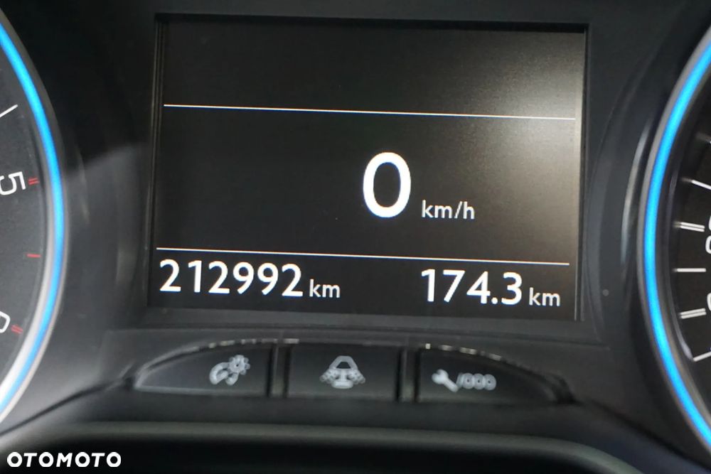 Peugeot 2008 BlueHDi 100 STOP & START Style - 35