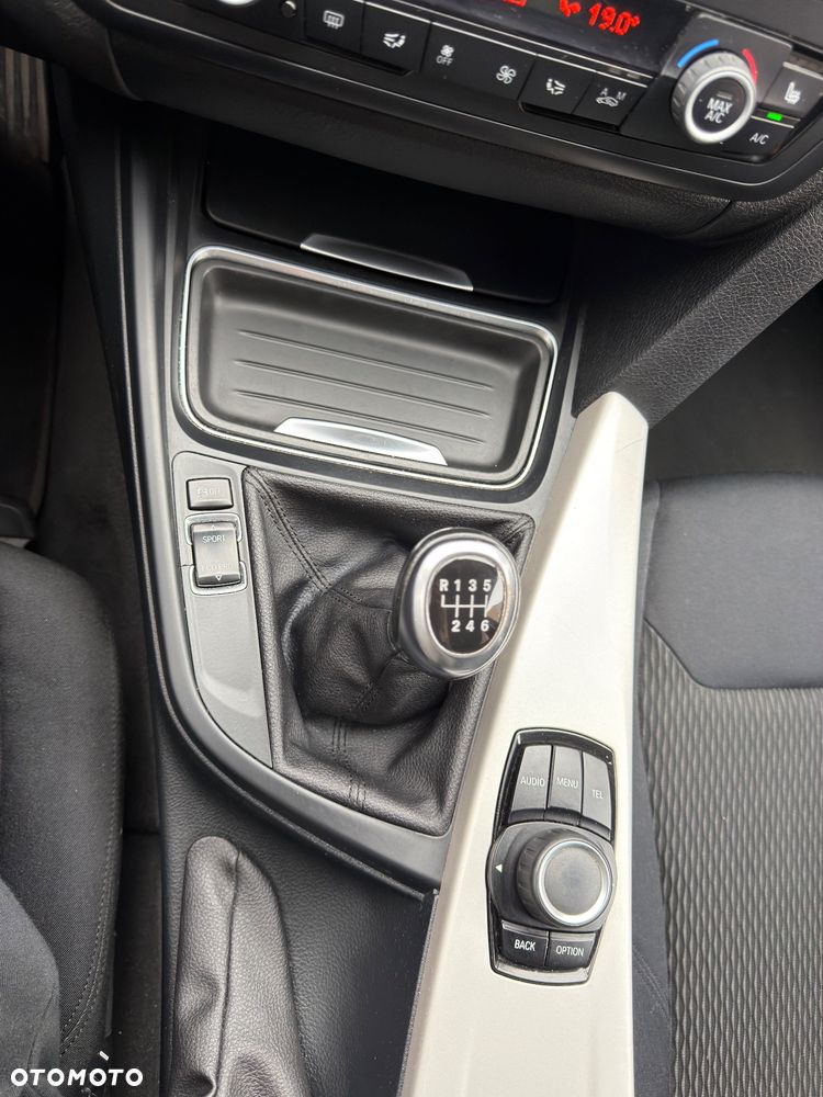 BMW Seria 3 - 16
