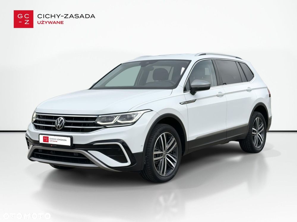 Volkswagen Tiguan - 1