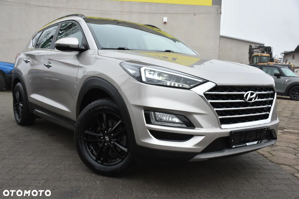 Hyundai Tucson 2.0 CRDI 4WD Automatik Premium - 3