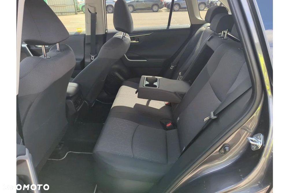Toyota RAV4 - 7