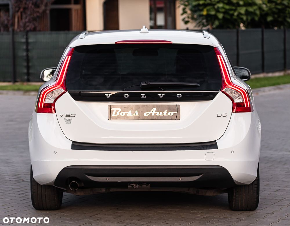 Volvo V60 D3 Geartronic Summum - 11