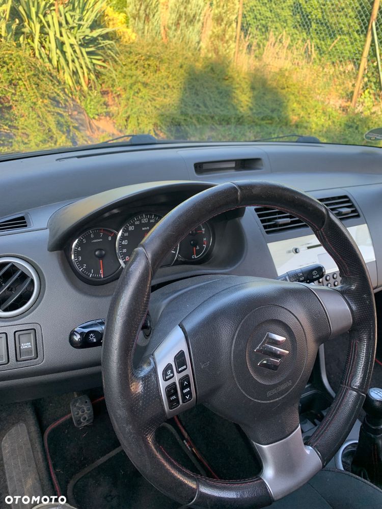 Suzuki Swift 1.6 Sport - 14
