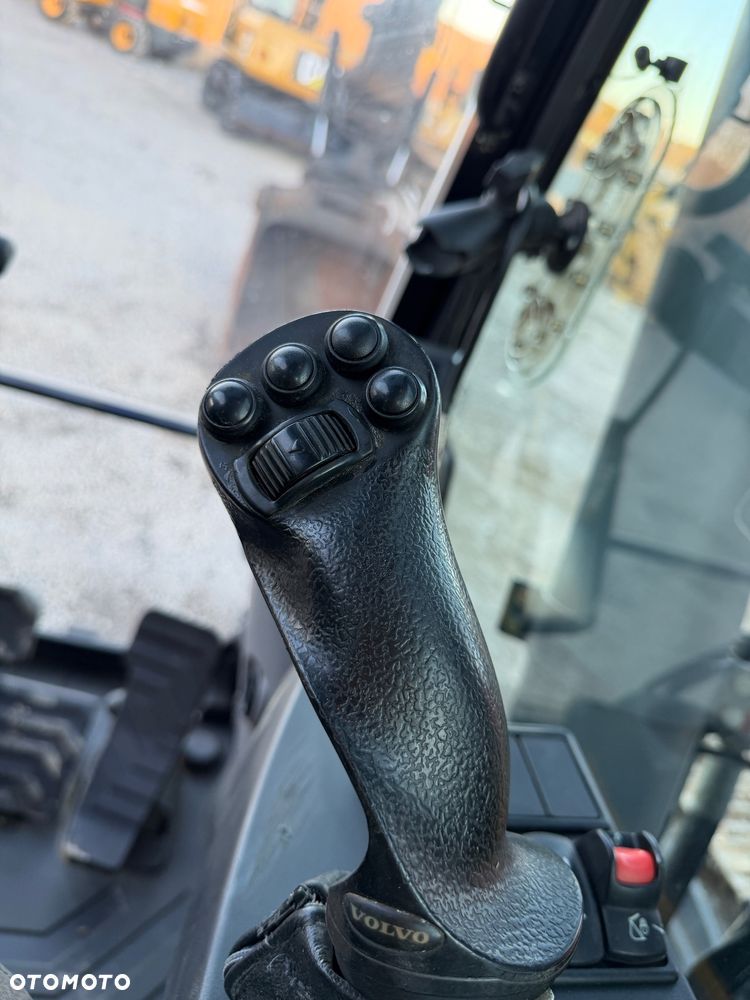 Volvo Ec 300 34-35 ton 2019 rok koparka gąsiennicowa - 30