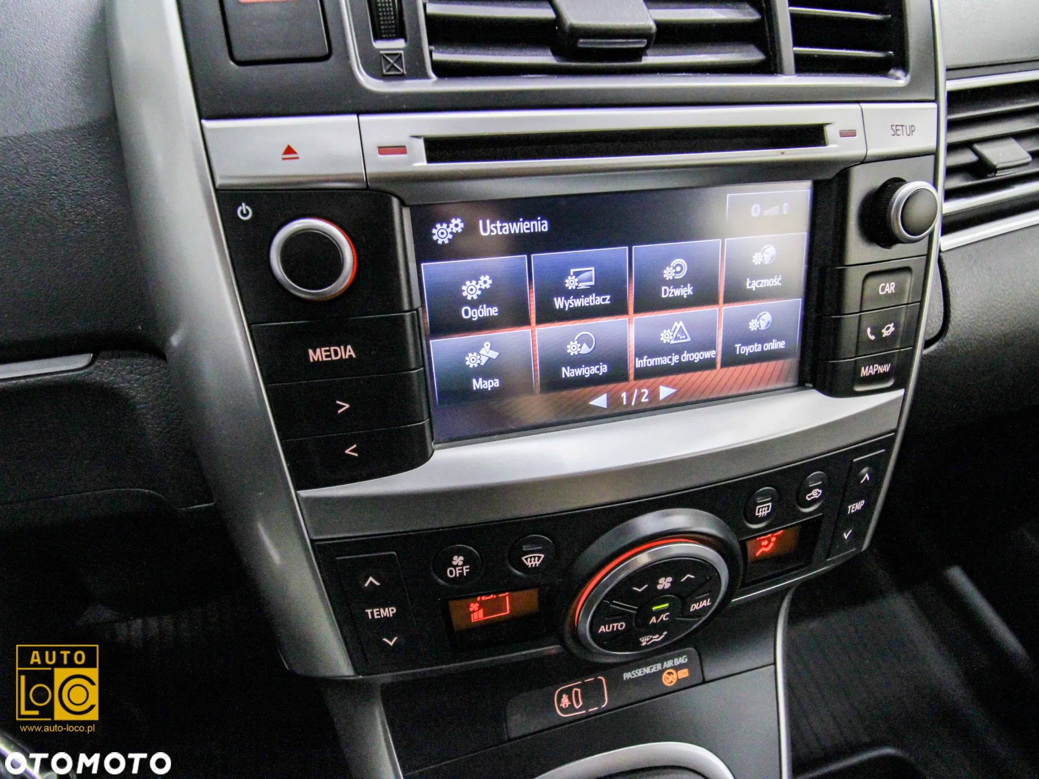 Toyota Verso 2.0 D-4D Premium - 24
