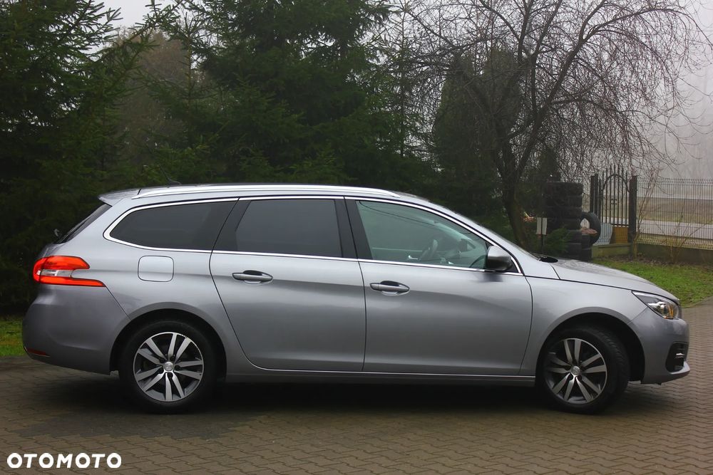 Peugeot 308 BlueHDi FAP 130 Stop & Start Allure - 11
