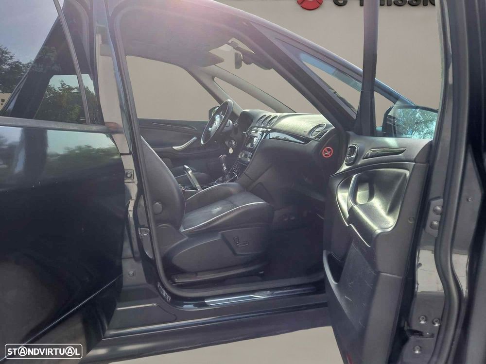 Ford S-Max 2.2 TDCi Titanium 7L - 18